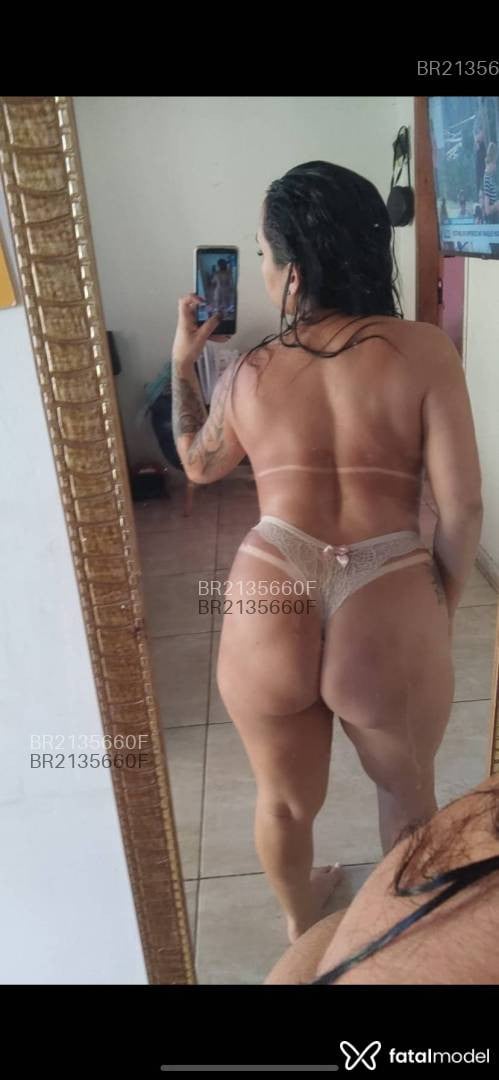 Acompanhante mulher morena (o) de olhos castanhos em Virtual - Livia