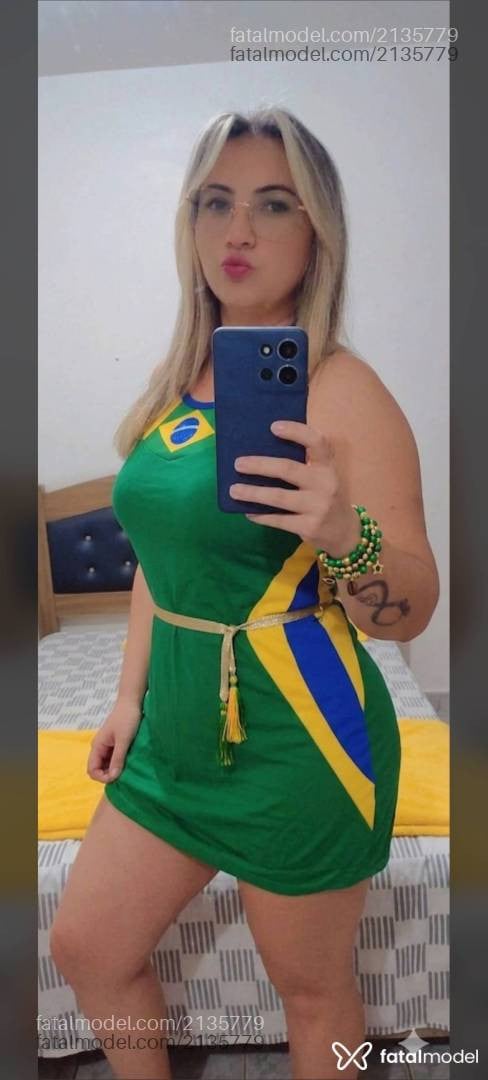 Acompanhante mulher loira (o) de olhos castanhos em Botucatu - Gaby Sanches