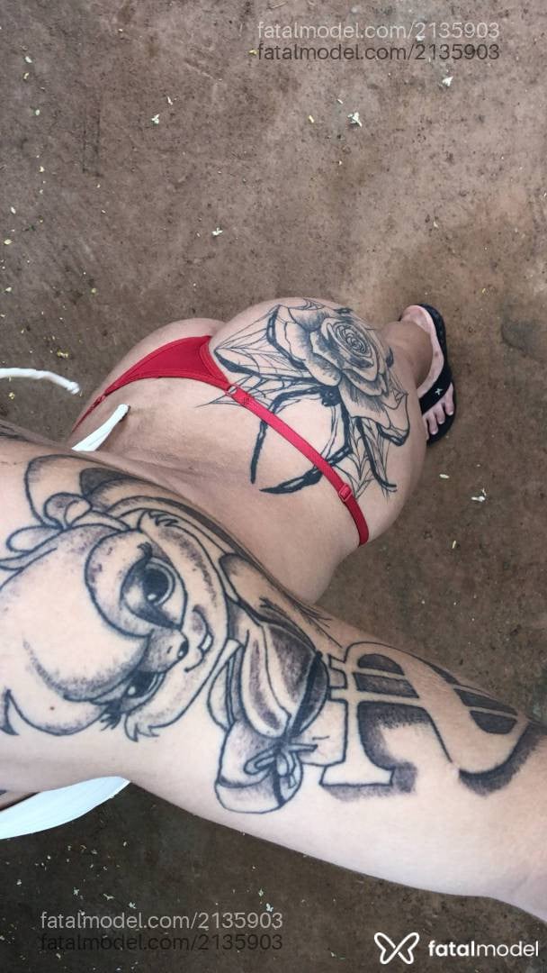 Acompanhante mulher trans morena (o) de olhos castanhos - Larissa Alcântara