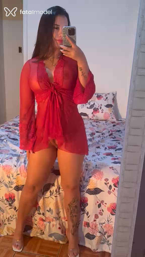 Acompanhante mulher com cabelo castanho de olhos pretos - Lara Acompanhante mulher com cabelo castanho de olhos pretos - Lara