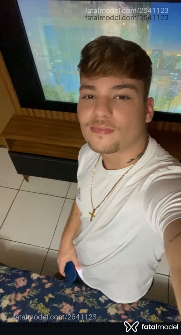 Acompanhante homem loira (o) de olhos castanhos em Fortaleza - Danbryan