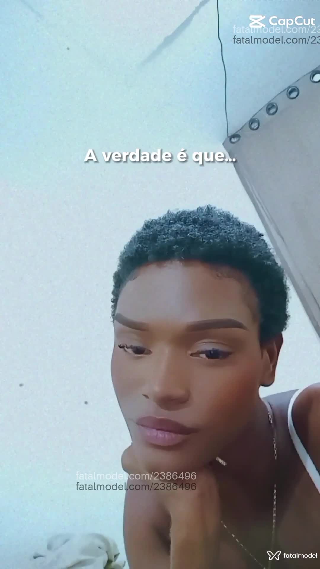 Acompanhante mulher trans com cabelo castanho de olhos castanhos em Rio de Janeiro - Angel