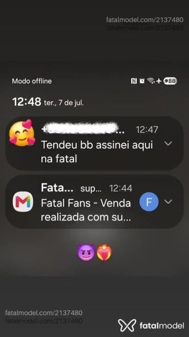 Acompanhante mulher loira (o) de olhos castanhos - Ju Cristina
