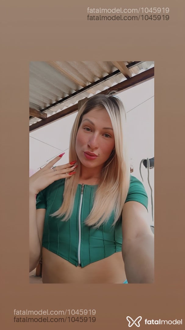 Acompanhante travesti loira (o) de olhos azuis em Santos - Patricia Machado