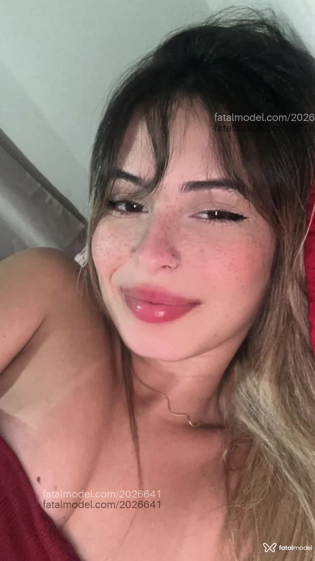 Acompanhante mulher loira (o) de olhos castanhos em Fortaleza - Lari Escobar