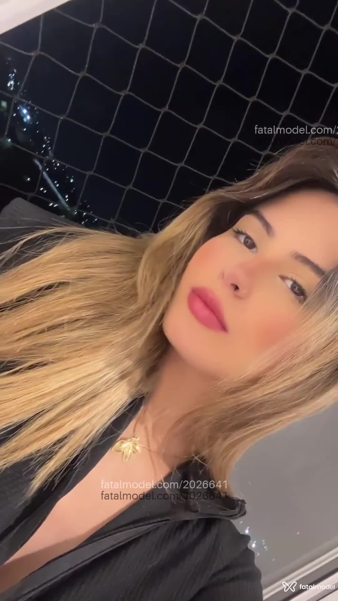 Acompanhante mulher loira (o) de olhos castanhos em Fortaleza - Lari Escobar