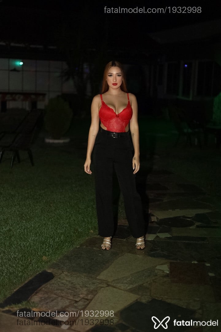 Acompanhante mulher ruiva (o) de olhos pretos em São Paulo - Kyara