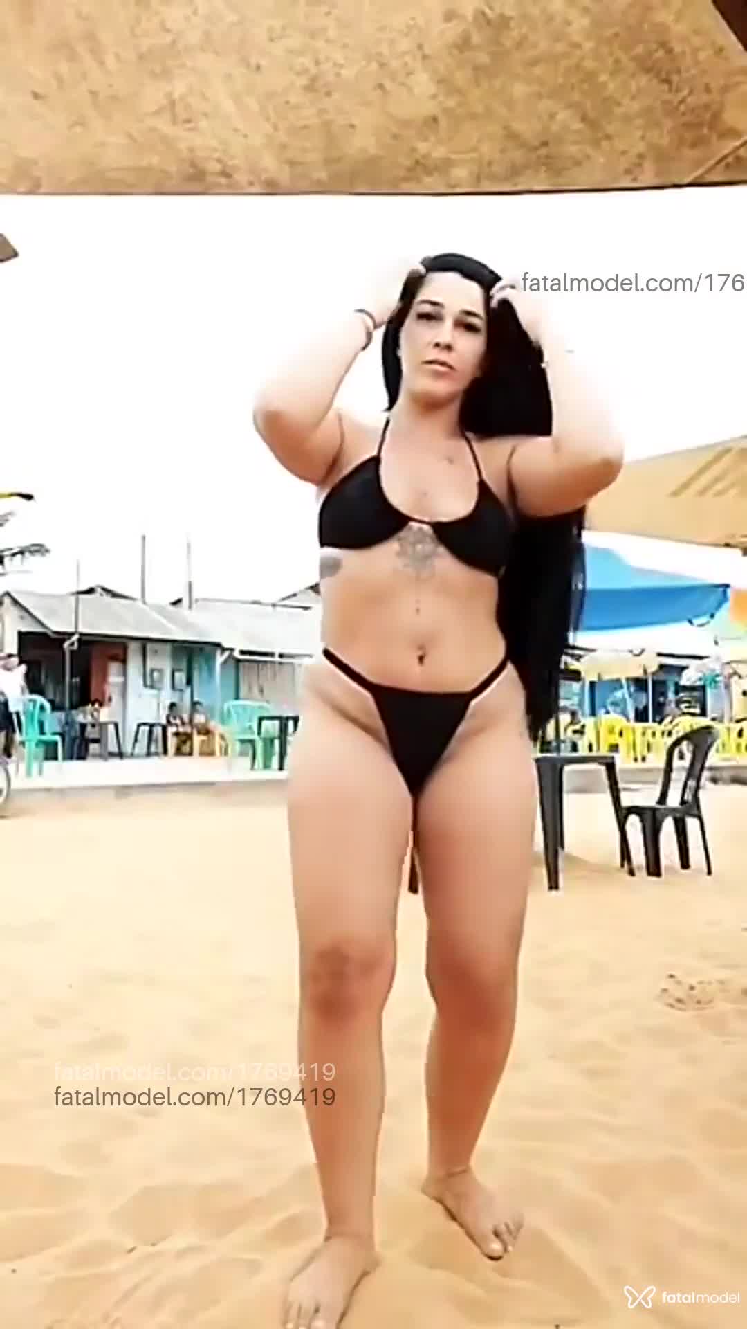 Acompanhante mulher morena (o) de olhos castanhos em Nova Venécia - Eva Milena