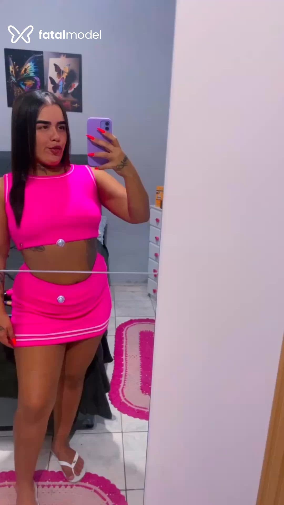 Acompanhante mulher com cabelo castanho de olhos castanhos - Eduarda