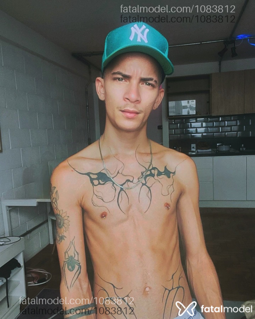 Acompanhante homem loira (o) de olhos verdes em São Paulo - JHON HENRI