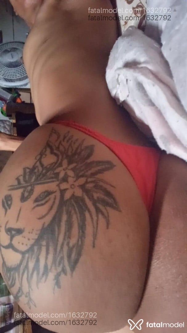Acompanhante mulher trans morena (o) de olhos castanhos - Mariana Andrade