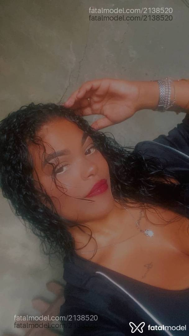 Acompanhante mulher morena (o) de olhos castanhos - Regiane Oliver