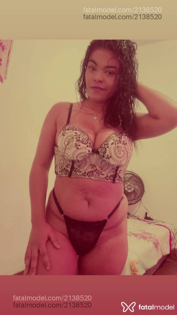Acompanhante mulher morena (o) de olhos castanhos - Regiane Oliver