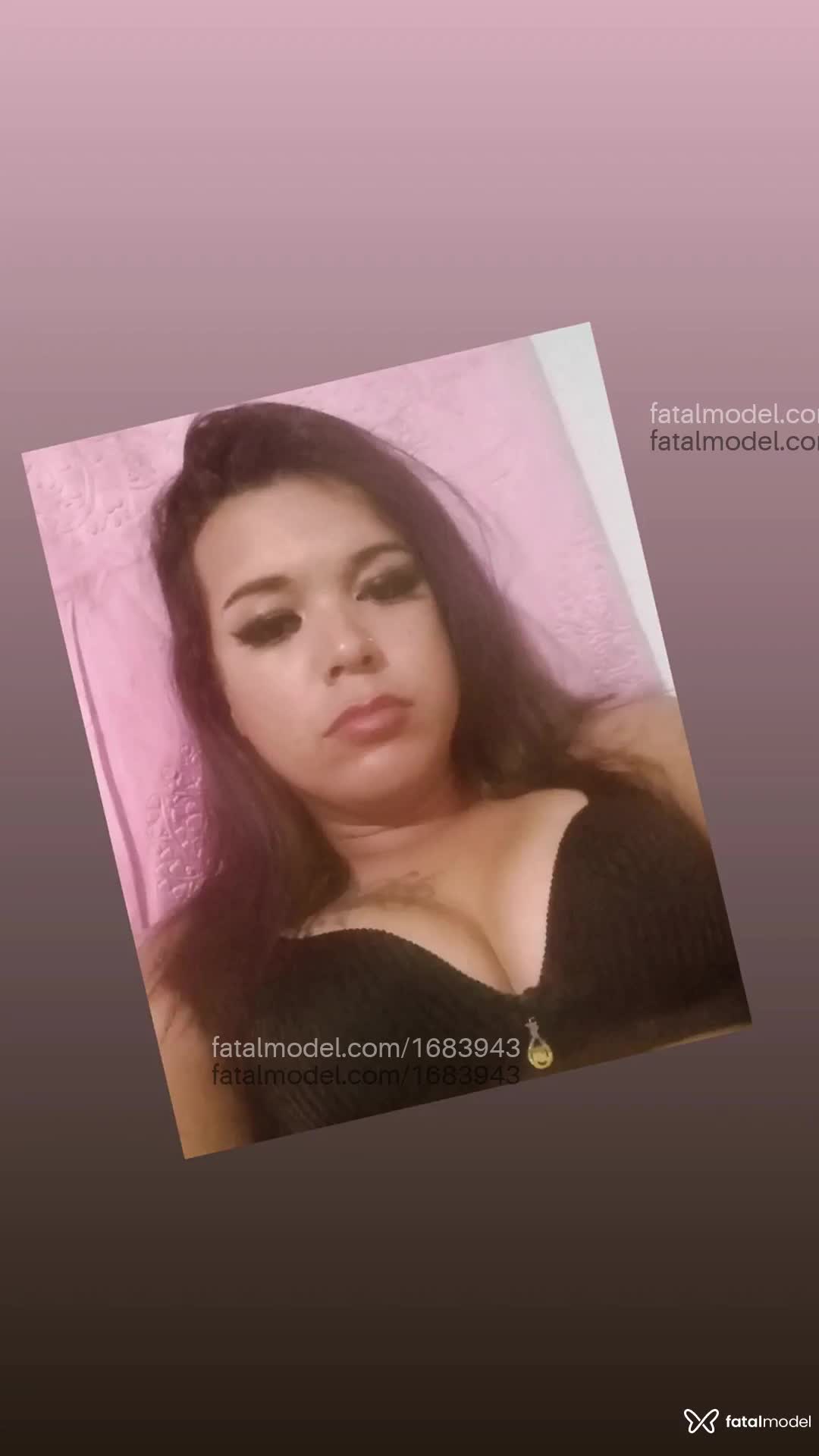 Acompanhante mulher trans morena (o) de olhos castanhos em Gravataí - Karol
