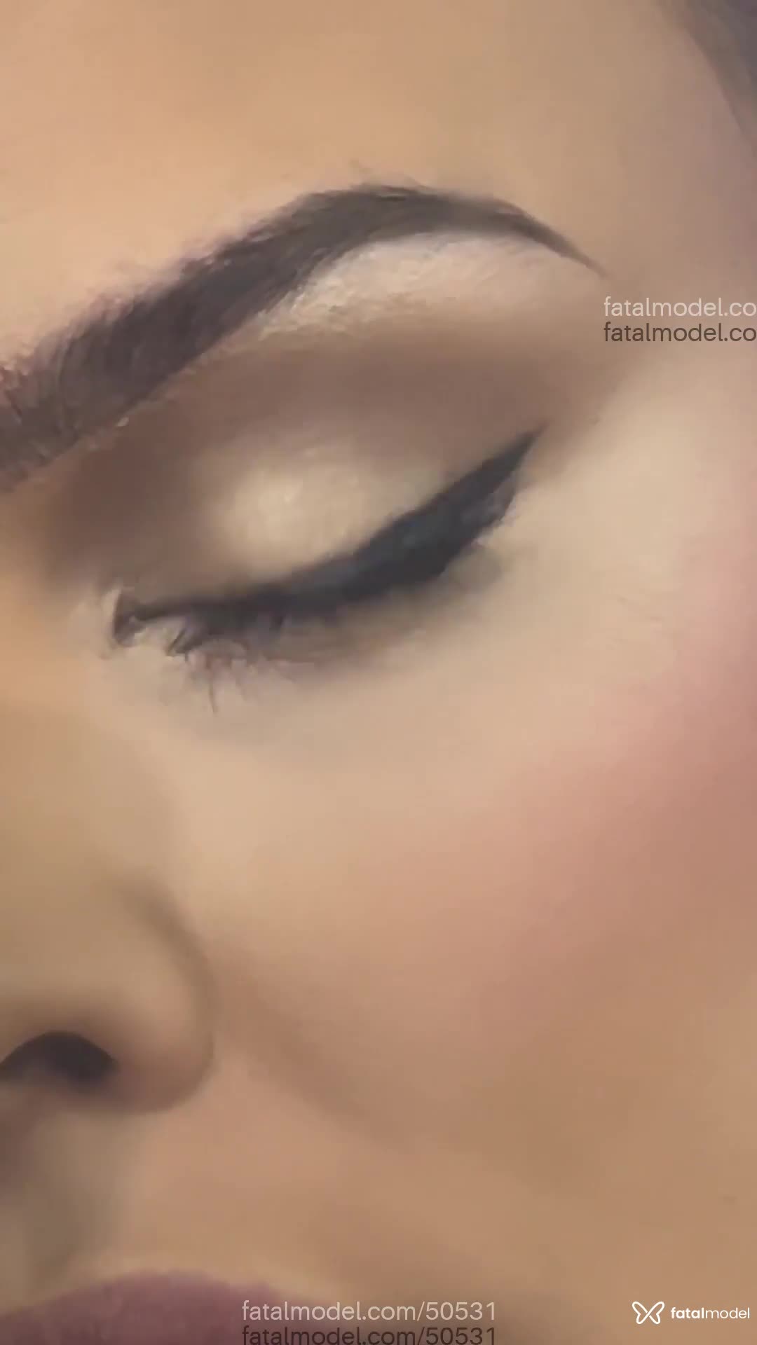 Acompanhante mulher trans com cabelo castanho de olhos verdes em Cruz Alta Acompanhante mulher trans com cabelo castanho de olhos verdes em Cruz Alta - DIANA PRINCE