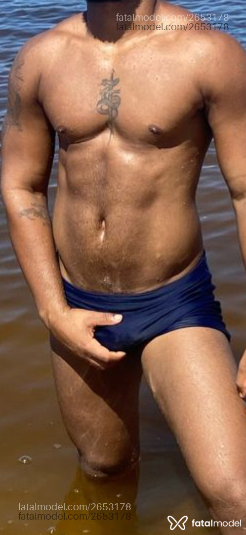Acompanhante homem morena (o) de olhos castanhos - Brotherage Acompanhante homem morena (o) de olhos castanhos - Brotherage
