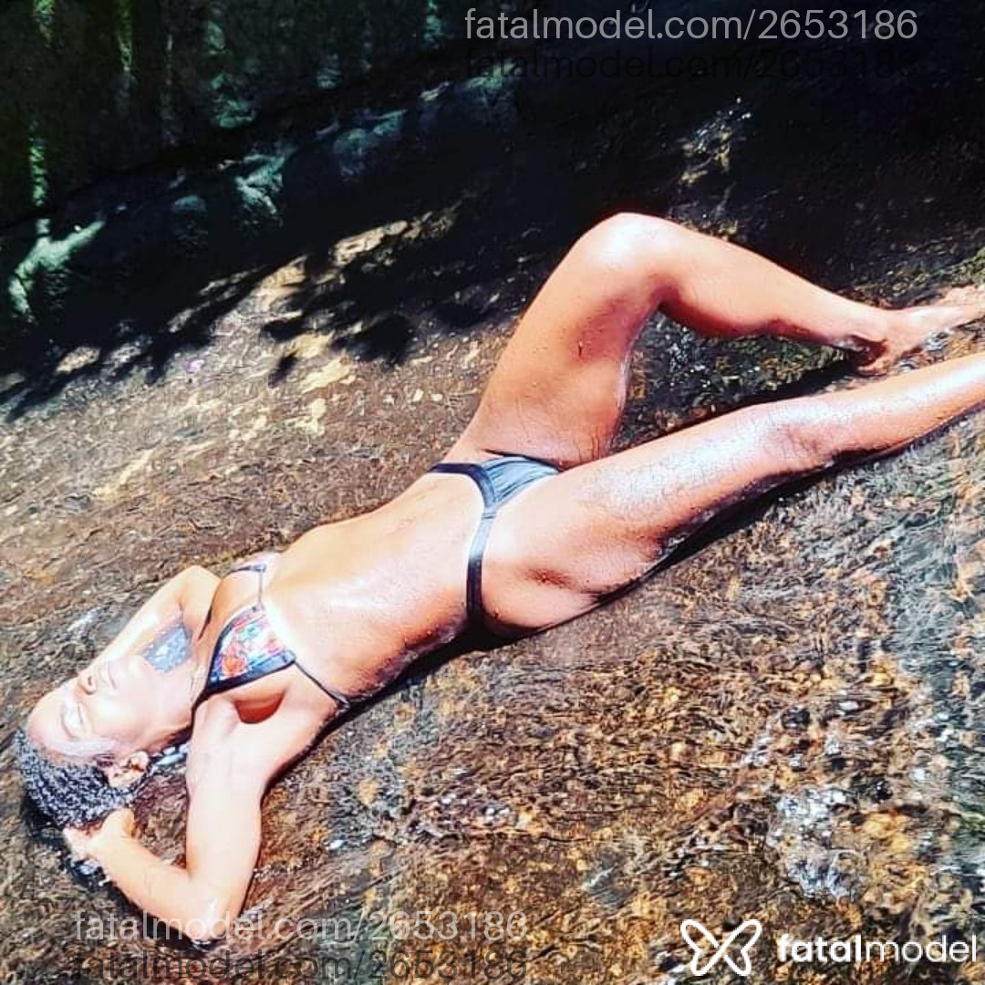 Acompanhante mulher morena (o) de olhos castanhos em Rio de Janeiro - Melpretinha