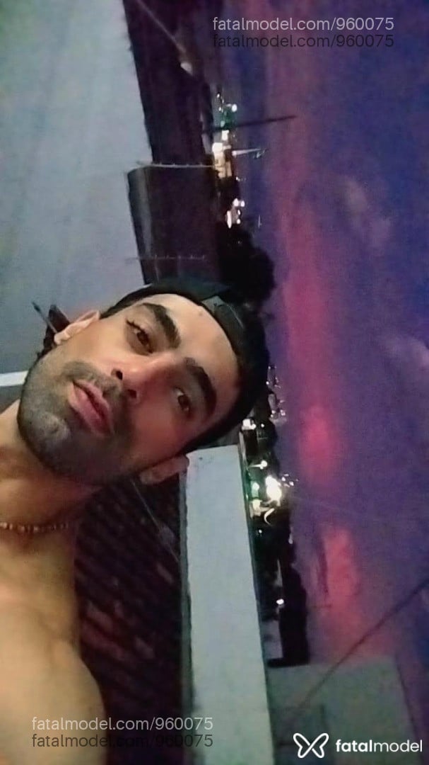 Acompanhante homem morena (o) de olhos castanhos em Itumbiara Acompanhante homem morena (o) de olhos castanhos em Itumbiara - Coutinho