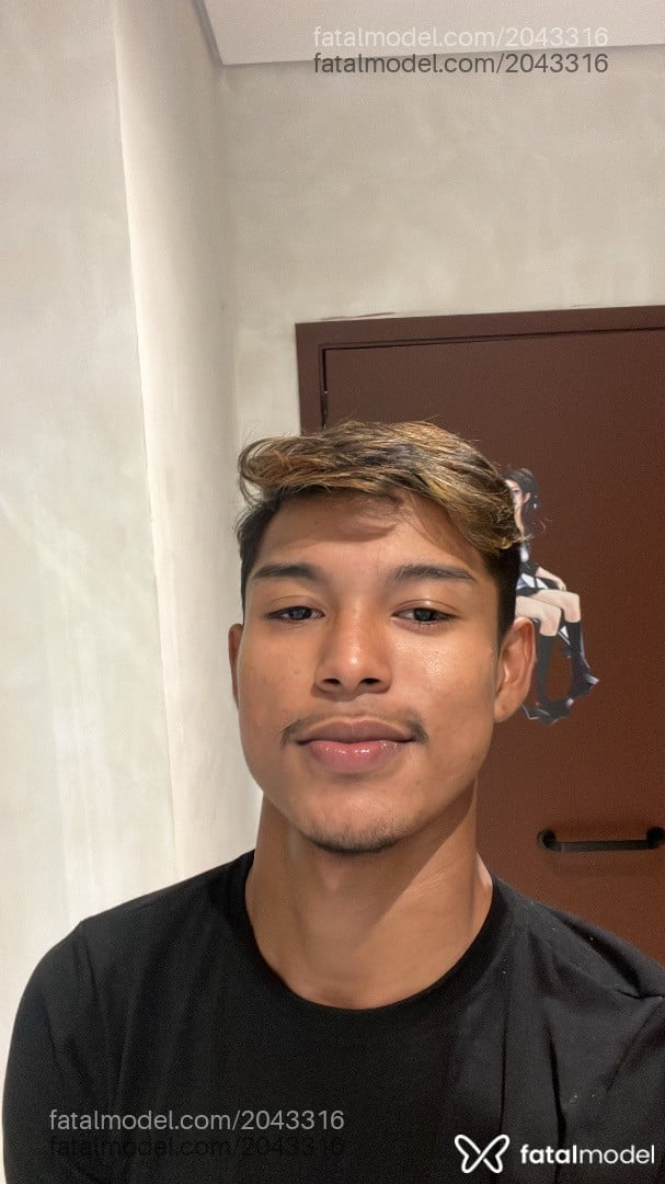 Acompanhante homem morena (o) de olhos pretos em Goiânia - Josyvaldo