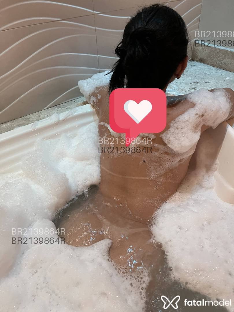 Acompanhante mulher morena (o) de olhos castanhos em Uberlândia - Laura Silva