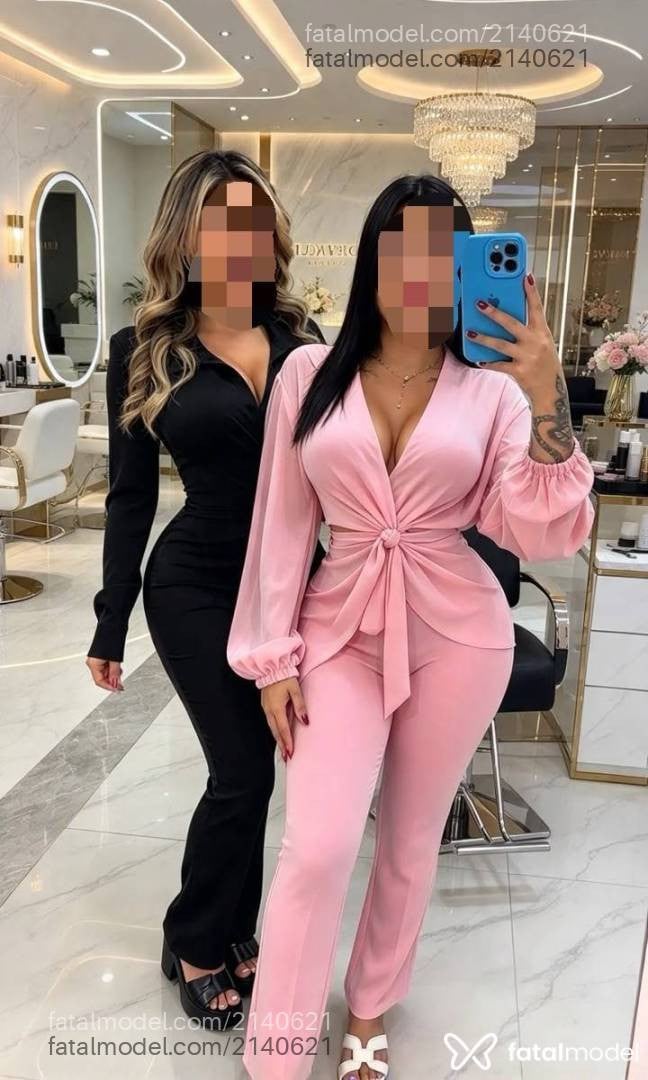 Acompanhante mulher com cabelo castanho de olhos cinza - Bella Campos