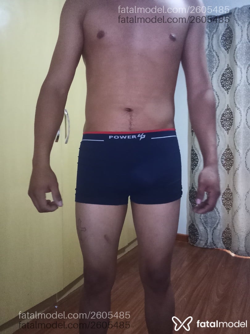Acompanhante homem morena (o) de olhos castanhos - Felipe Fontes