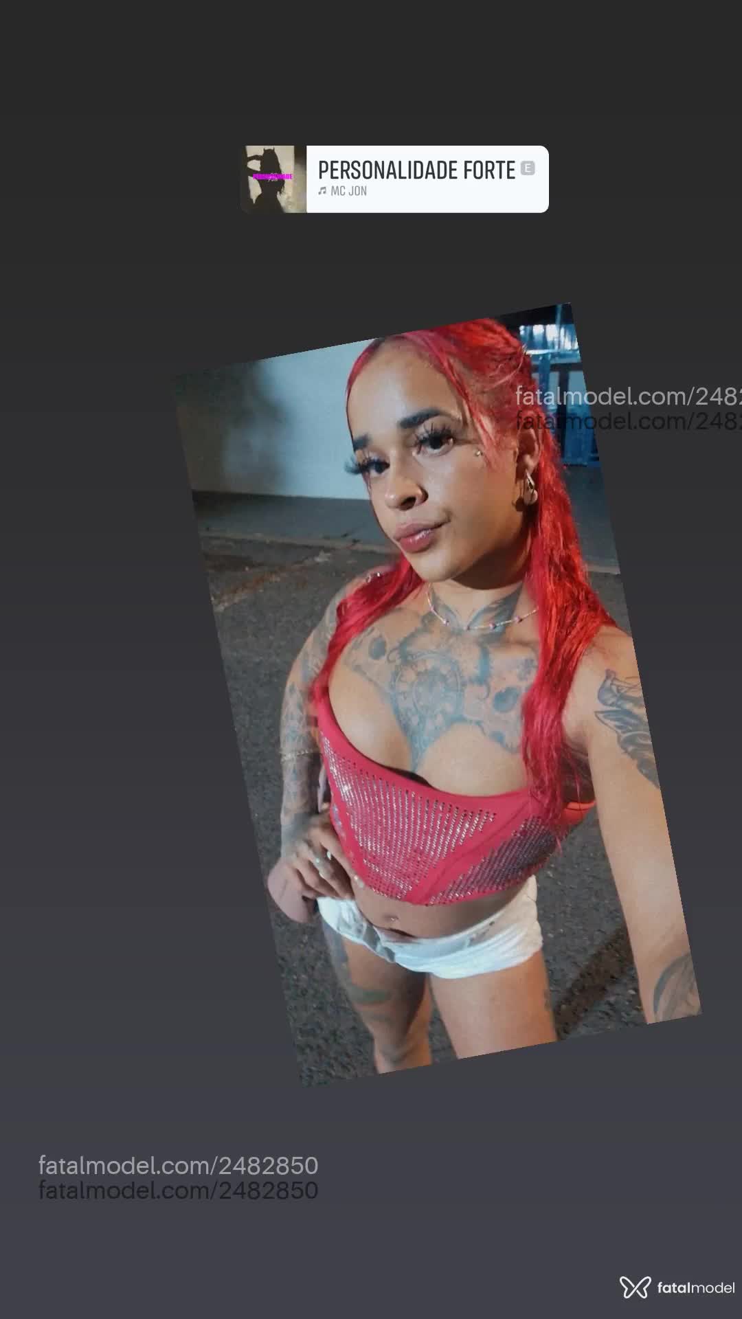 Acompanhante mulher trans ruiva (o) de olhos pretos em Tupaciguara Acompanhante mulher trans ruiva (o) de olhos pretos em Tupaciguara - Kauany