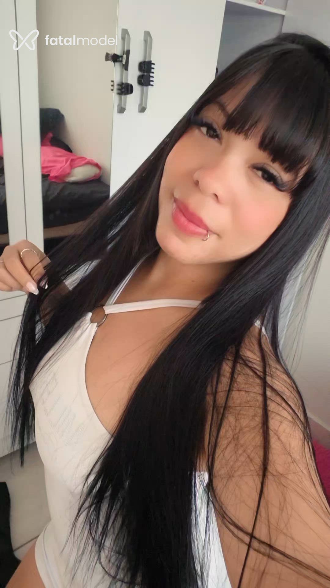 Acompanhante mulher morena (o) de olhos castanhos - Pietra Loppes