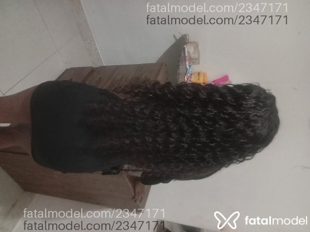 Acompanhante mulher com cabelo castanho de olhos castanhos em Aperibé - Patrícia