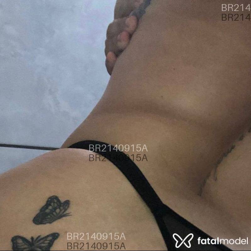 Acompanhante mulher com cabelo castanho de olhos mel em Fronteira Acompanhante mulher com cabelo castanho de olhos mel em Fronteira - Kathyllenne