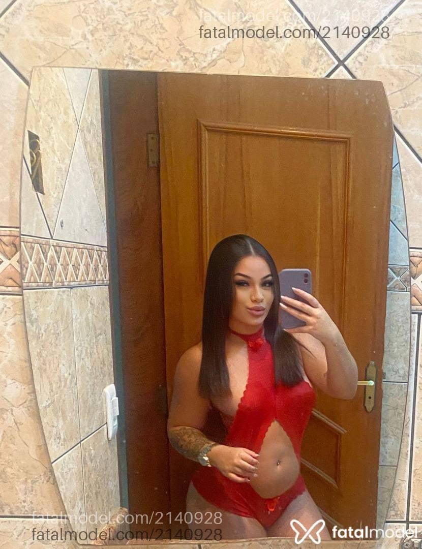Acompanhante mulher morena (o) de olhos castanhos - Amanda Dorand Acompanhante mulher morena (o) de olhos castanhos - Amanda Dorand