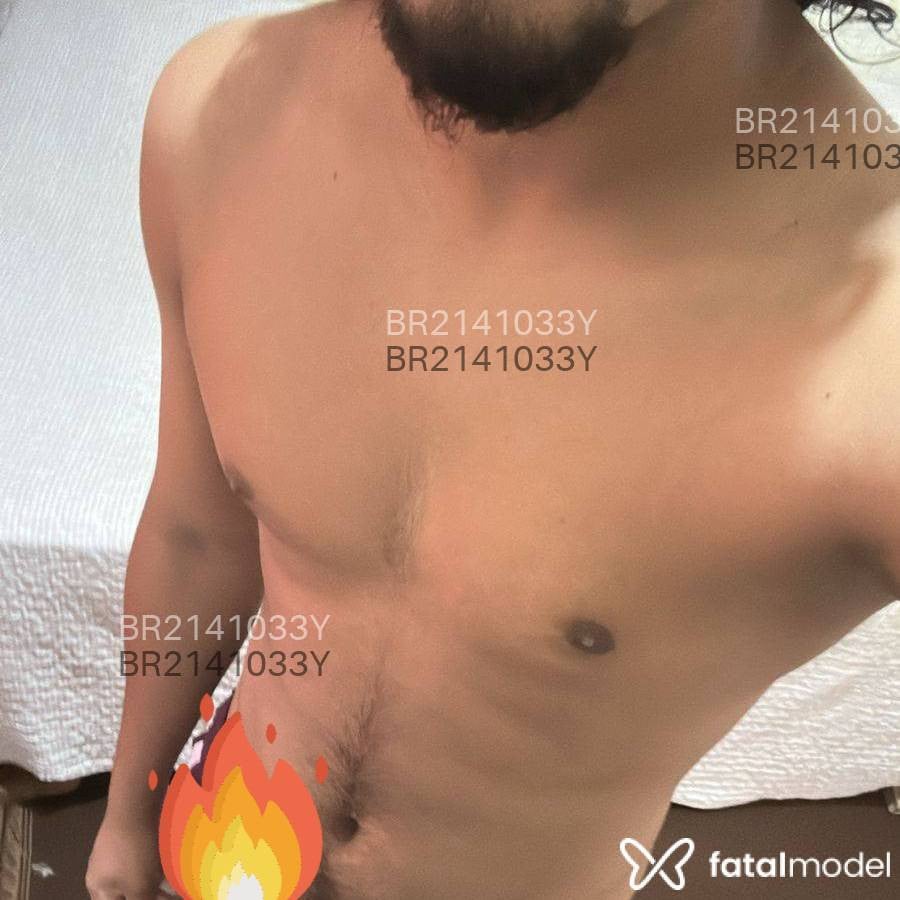 Acompanhante homem morena (o) de olhos castanhos em Cascavel Acompanhante homem morena (o) de olhos castanhos em Cascavel - Victor