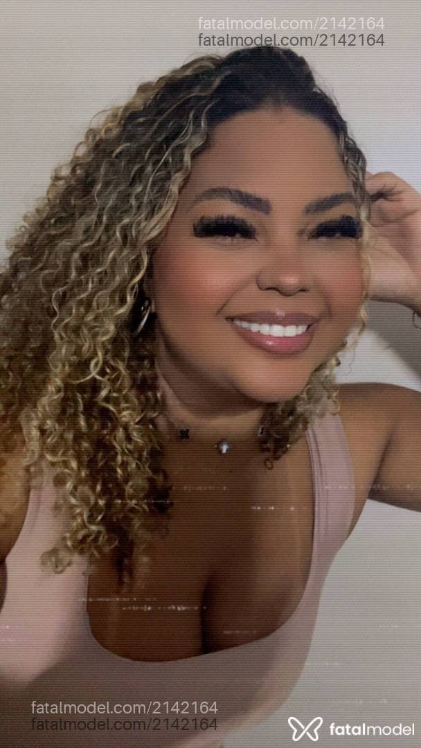 Acompanhante mulher loira (o) de olhos castanhos em São José dos Campos - Bruna Dias