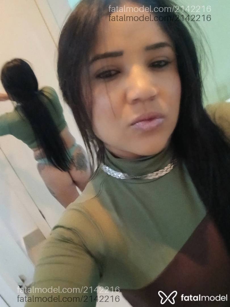 Acompanhante mulher morena (o) de olhos castanhos - Bruna