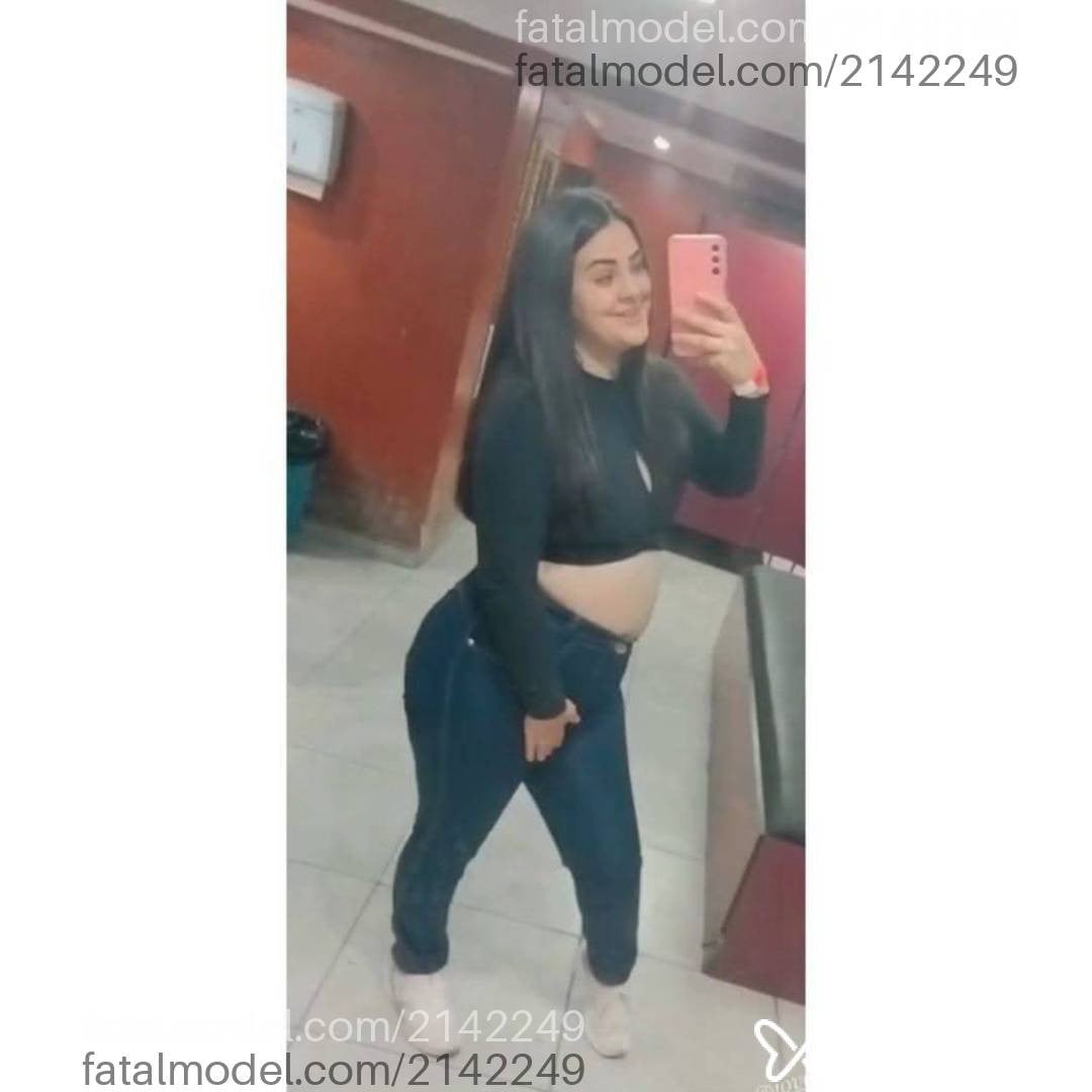 Acompanhante mulher com cabelo castanho de olhos azuis em Espigão D'oeste Acompanhante mulher com cabelo castanho de olhos azuis em Espigão D'oeste - Maria
