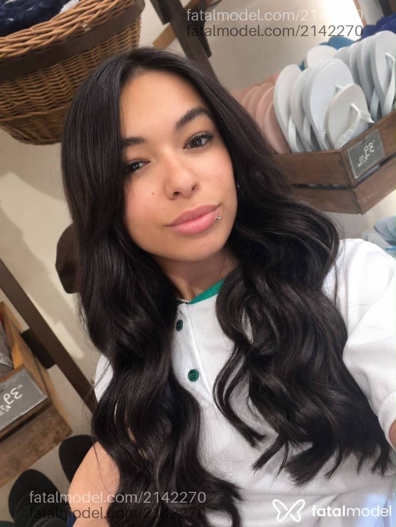 Acompanhante mulher morena (o) de olhos mel em Porto Seguro - Lya Lopes