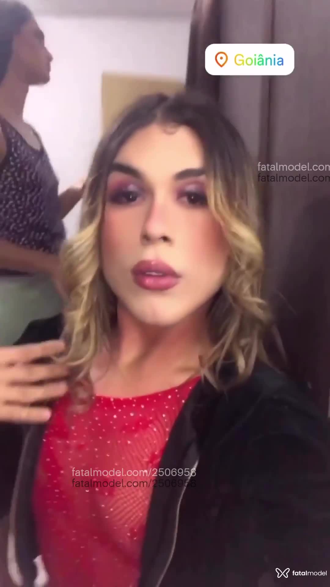 Acompanhante mulher trans loira (o) de olhos castanhos em Querência Acompanhante mulher trans loira (o) de olhos castanhos em Querência - Agatha