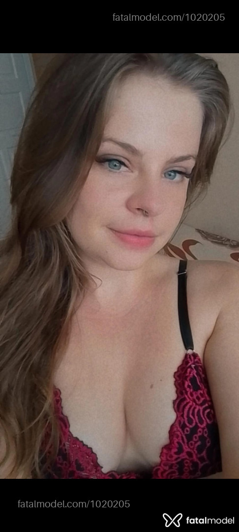 Acompanhante mulher loira (o) de olhos azuis em Serra Acompanhante mulher loira (o) de olhos azuis em Serra - Melissa