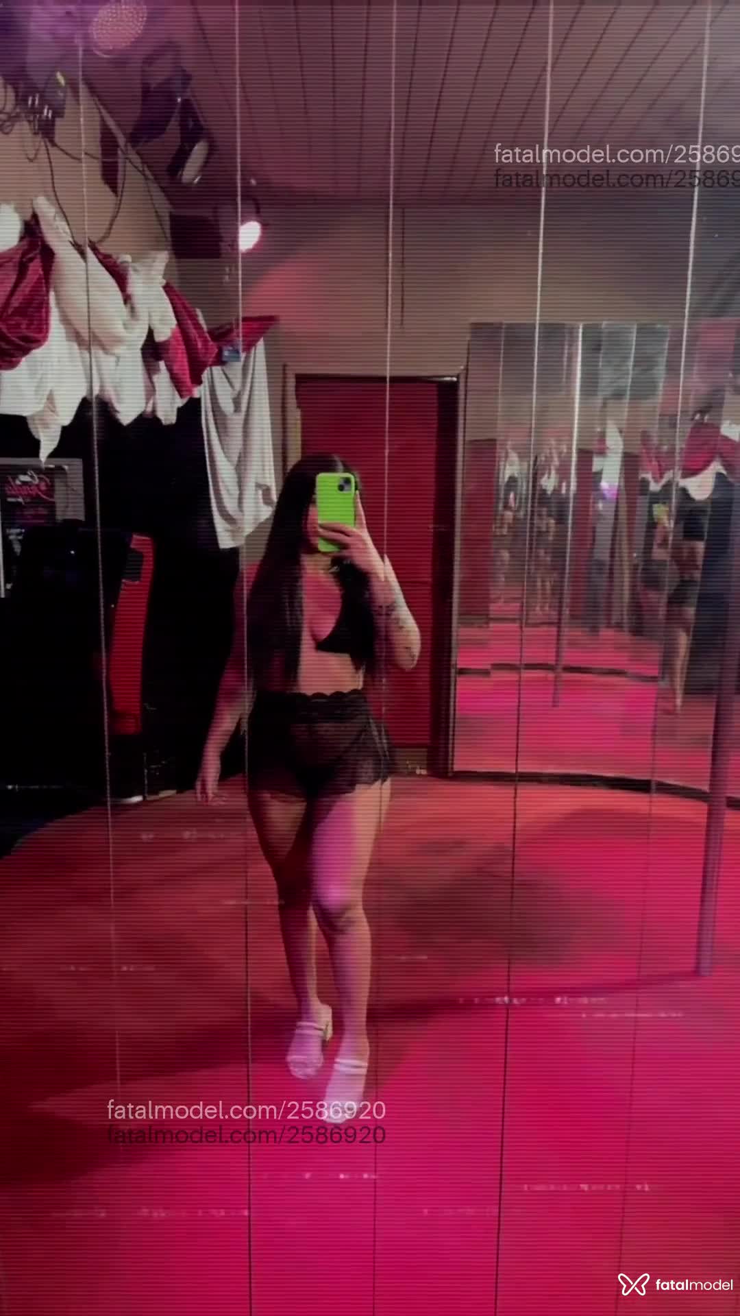 Acompanhante mulher morena (o) de olhos castanhos em Belo Horizonte - Melissa
