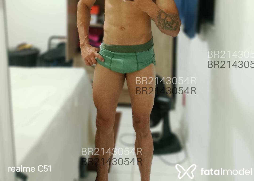 Acompanhante homem morena (o) de olhos castanhos em Virtual - Juang