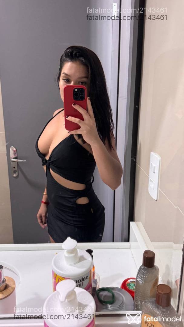 Acompanhante mulher com cabelo castanho de olhos castanhos - Thais Silva