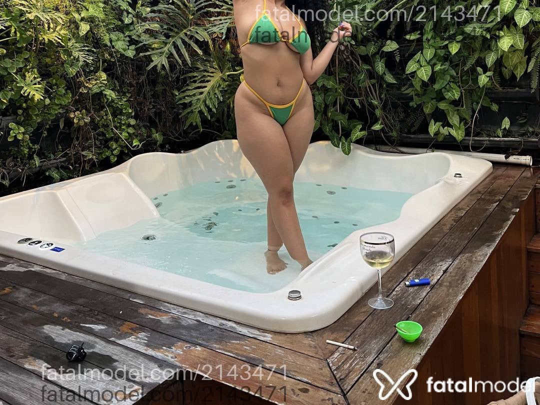 Acompanhante mulher com cabelo castanho de olhos castanhos em Araras - Bruna Ferraz
