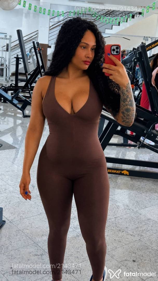 Acompanhante mulher com cabelo castanho de olhos castanhos em Rio Claro - Bruna Ferraz