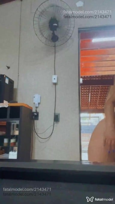 Acompanhante mulher com cabelo castanho de olhos castanhos em Araras Acompanhante mulher com cabelo castanho de olhos castanhos em Araras - Bruna Ferraz