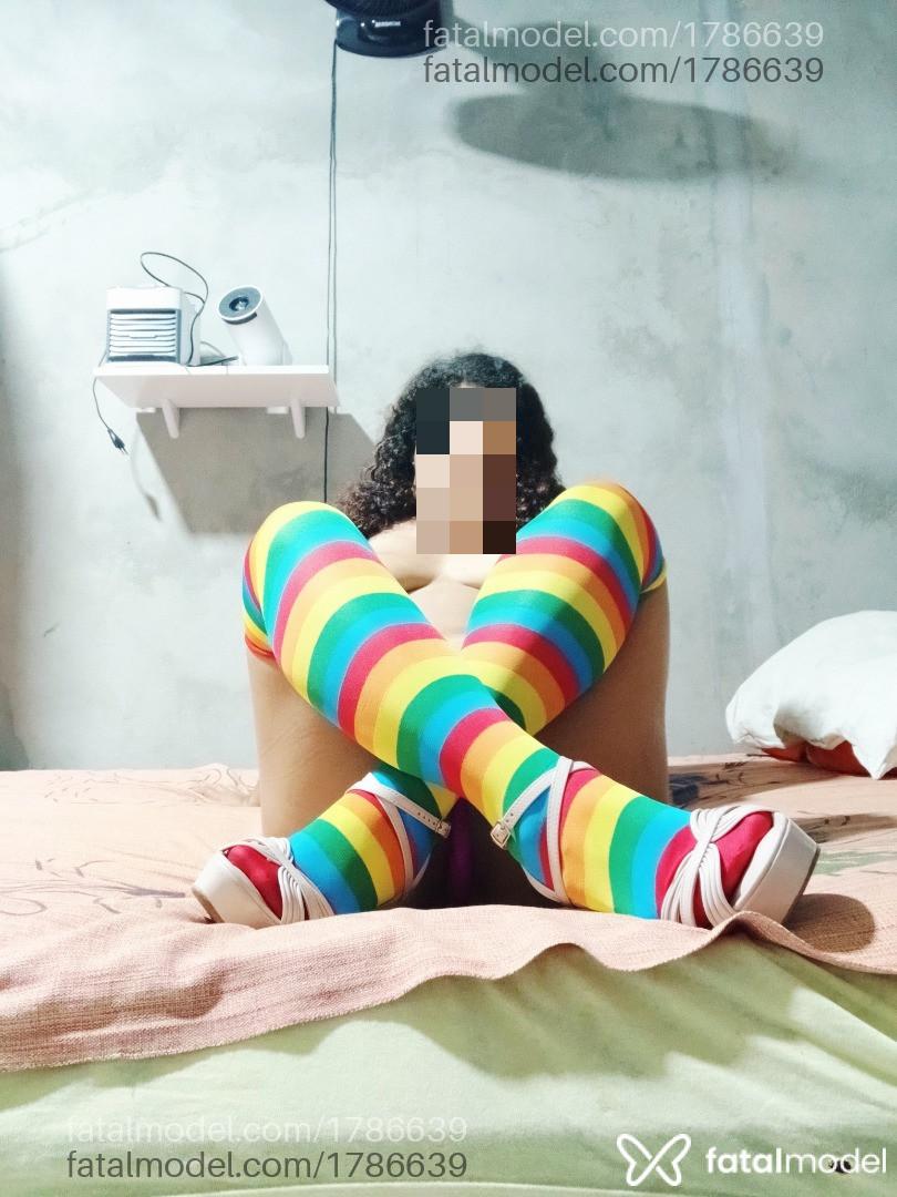 Acompanhante mulher com cabelo castanho de olhos mel em Virtual - Julia Robert