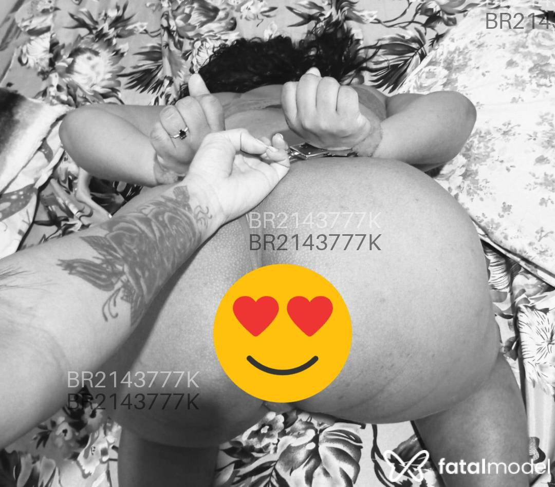 Acompanhante mulher com cabelo castanho de olhos castanhos em Cascavel - Glénda