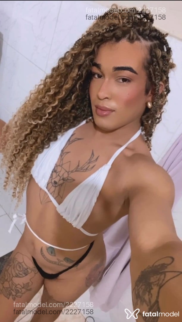 Acompanhante mulher trans loira (o) de olhos pretos em Americana - Mel Bettencourt