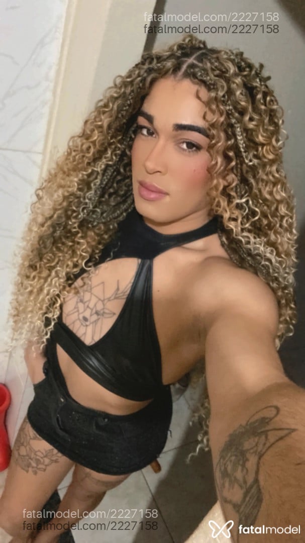 Acompanhante mulher trans loira (o) de olhos pretos em Americana - Mel Bettencourt