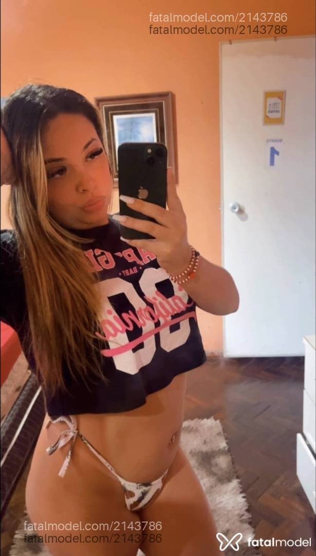 Acompanhante mulher loira (o) de olhos castanhos em Petrópolis - Beatriz