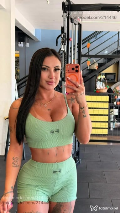 Acompanhante mulher morena (o) de olhos castanhos em Teutônia - Bruna